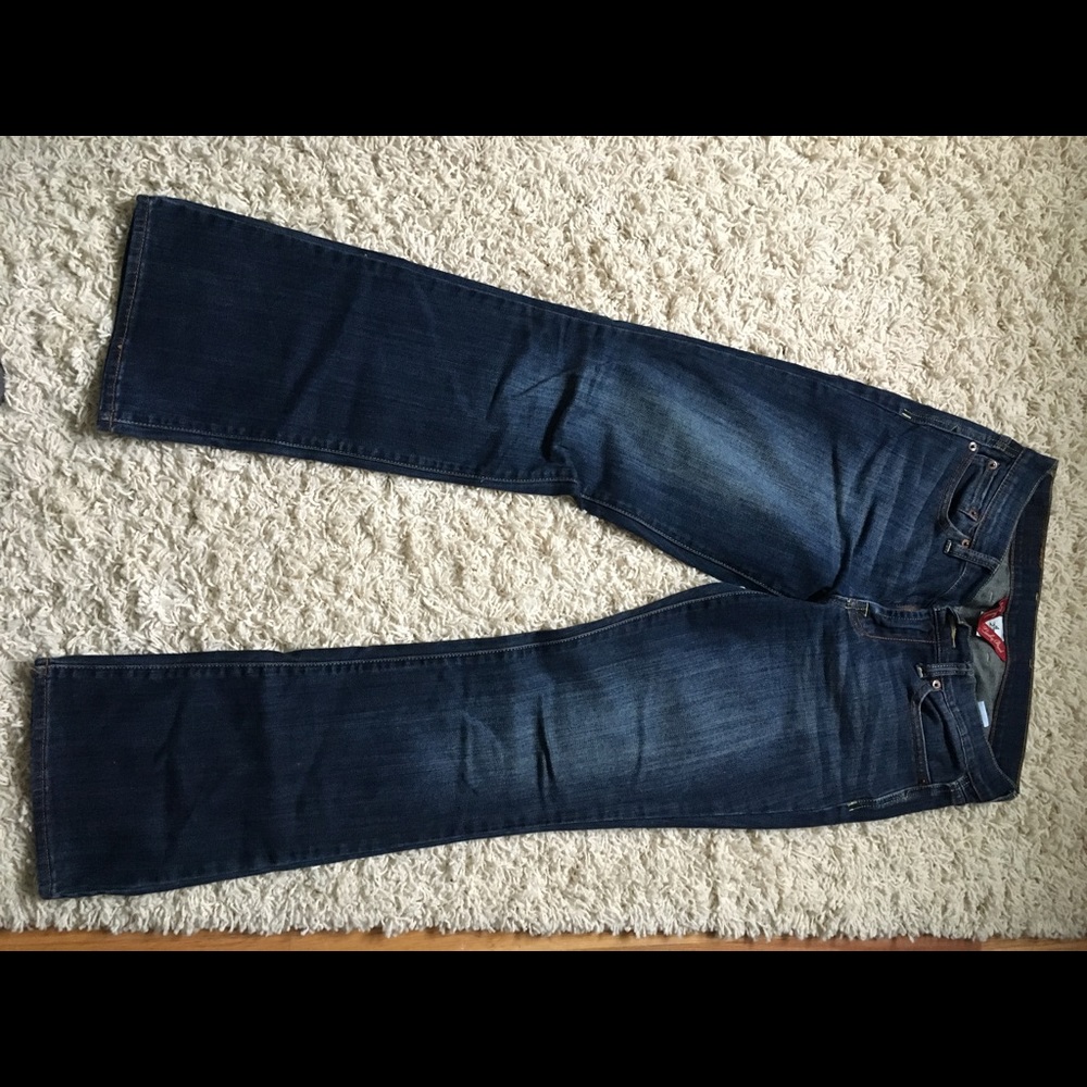Lucky Jeans